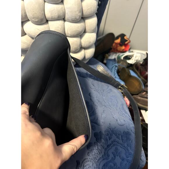Coach Ridgefield Navy Smooth Leather Crossbody - Picture 6 of 14